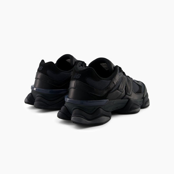NB 9060 Black Cat