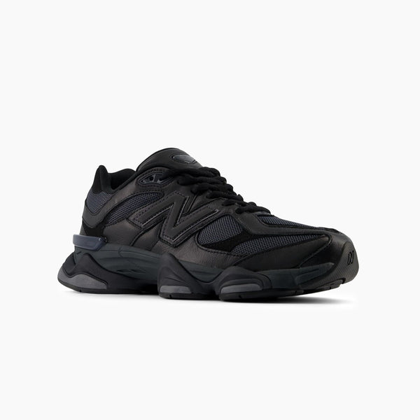 NB 9060 Black Cat